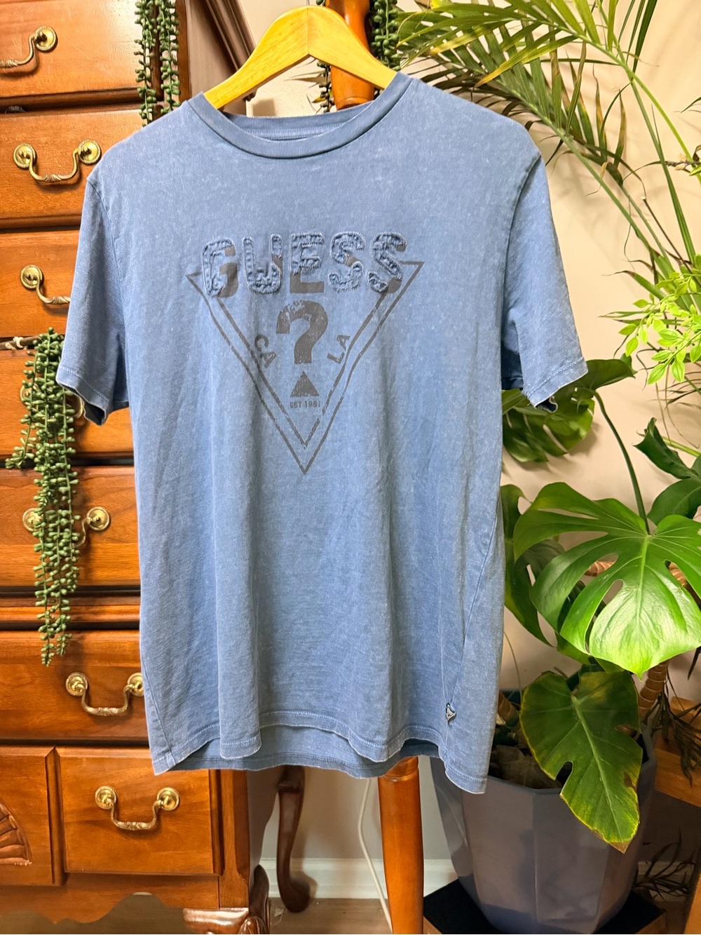 Guess Men's Washed Effect Blue Embroidered Logo Tee- M - Picture 3 of 7